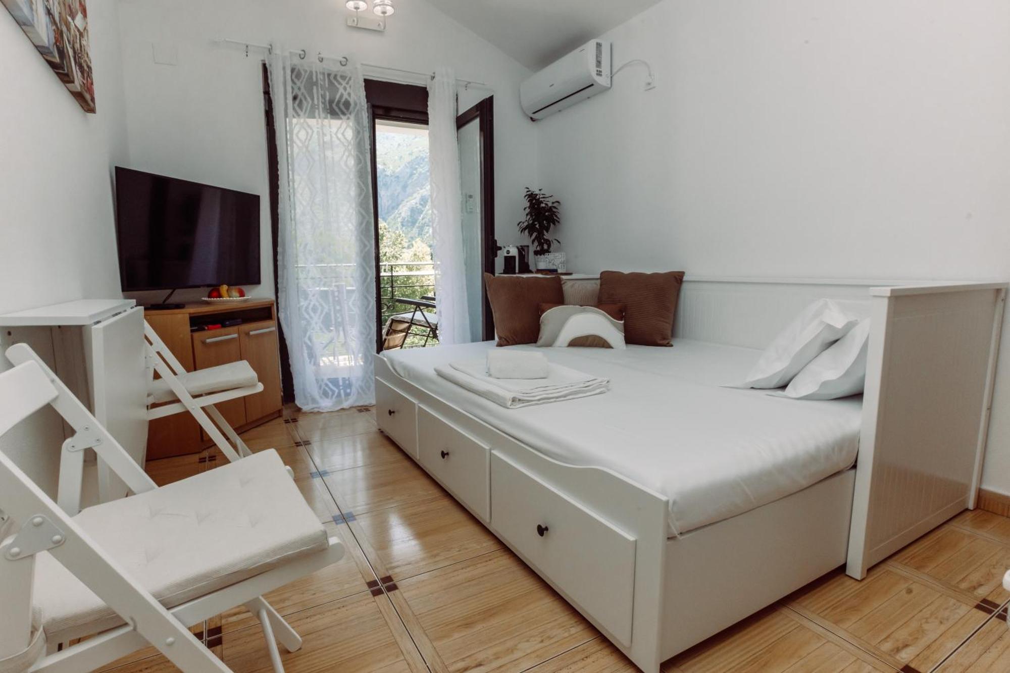Zoi Apartment Kotor Eksteriør bilde